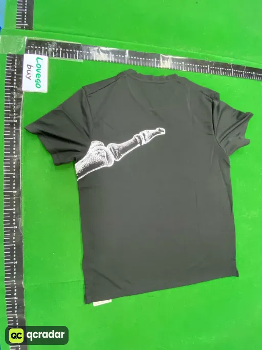 Black short sleeves