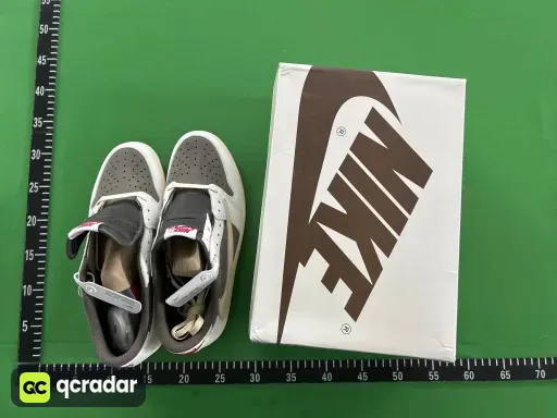配色:New China Leather Ridgerock 白粽
