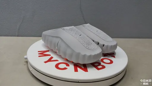 HQ4307-003（Light Smoke Grey）