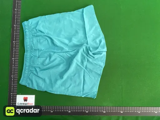 青色短裤