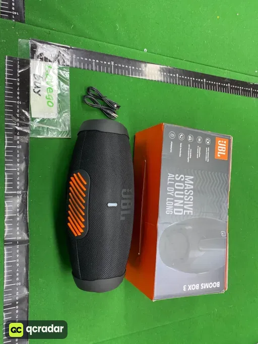 Model Size: JBL BOOMS BOX3