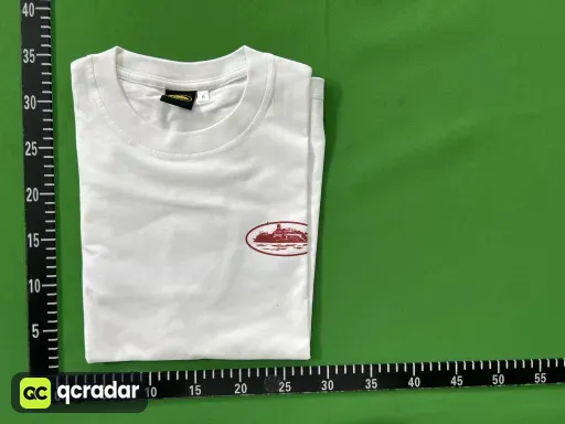 3122 white red