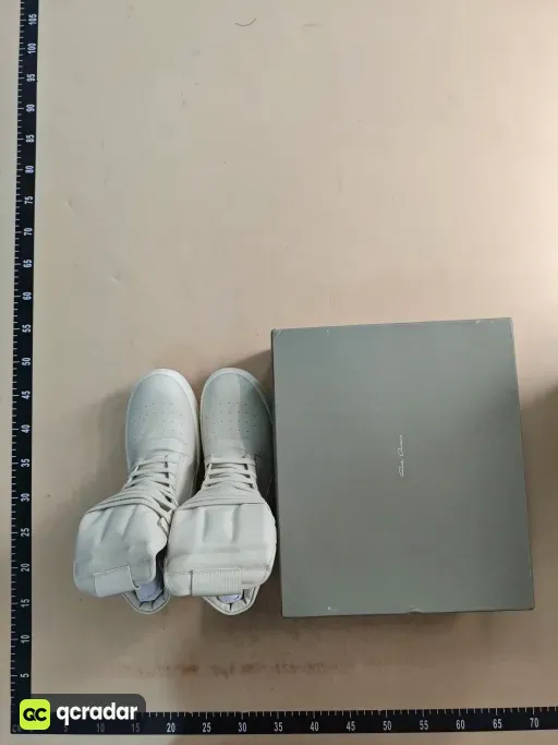 QC photo