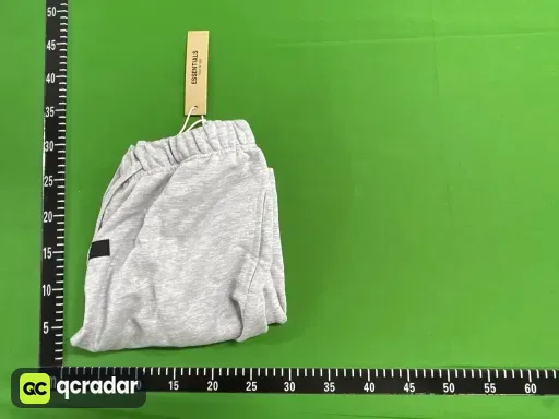 Colorways:ESSENTIALS-灰