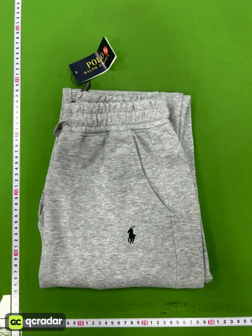 灰色裤子黑标
