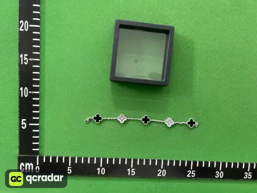 白金色黑玛瑙