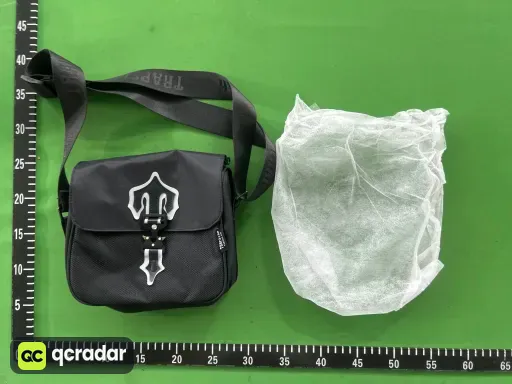 黑色反光标