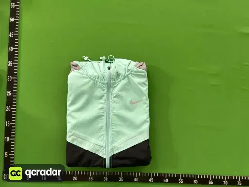 碧绿外套