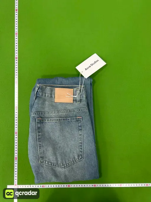AC002