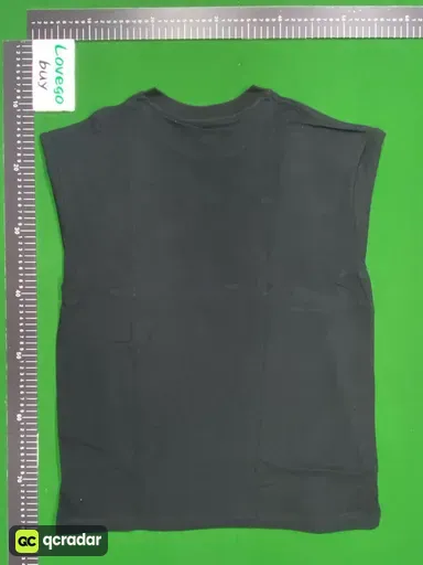黑色衣服白小兰