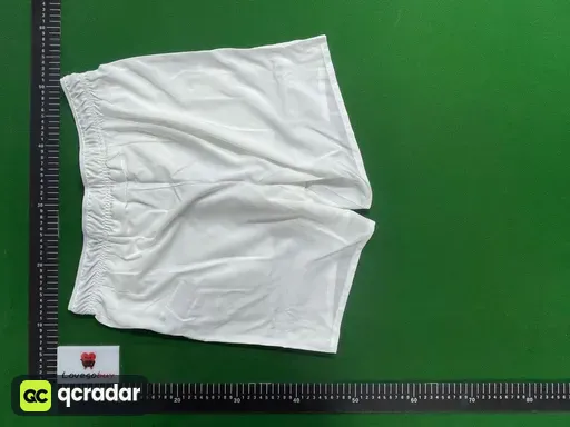 白色套装