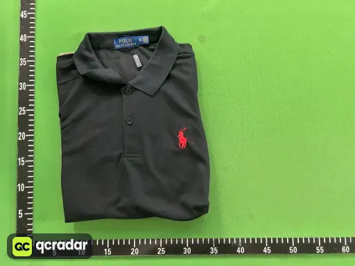 黑色红标