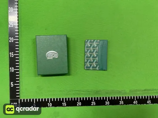 绿色