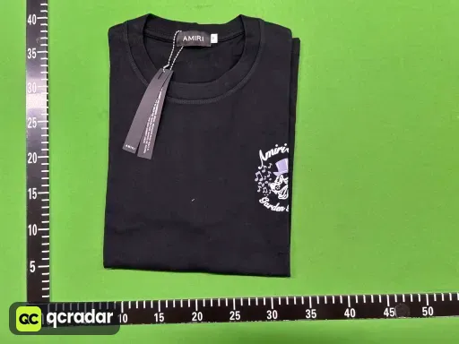 黑色白帽子图