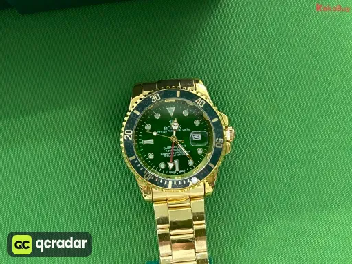 金色表带绿水鬼