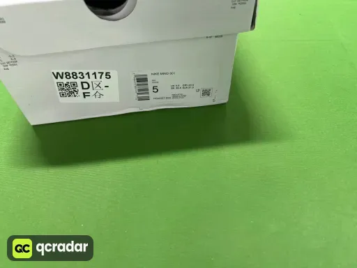 城昕按摩托红色