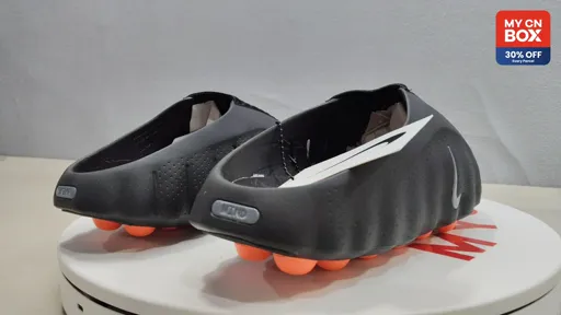 HQ4307-001 Black