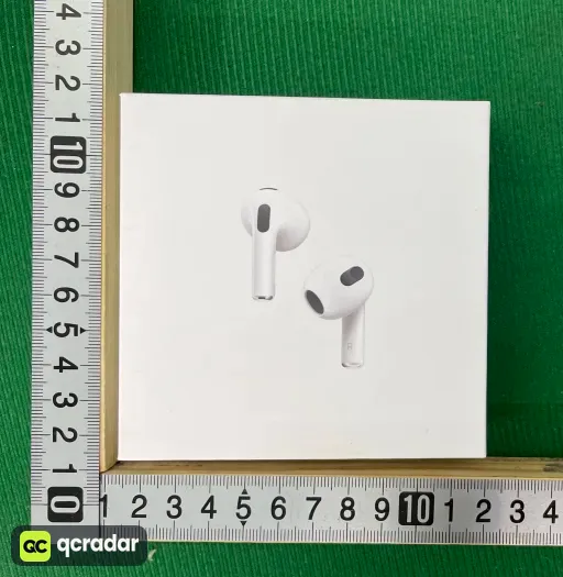 AirPods 3  （四代）
