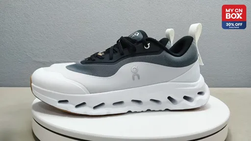 M929282X34 4515 White Black