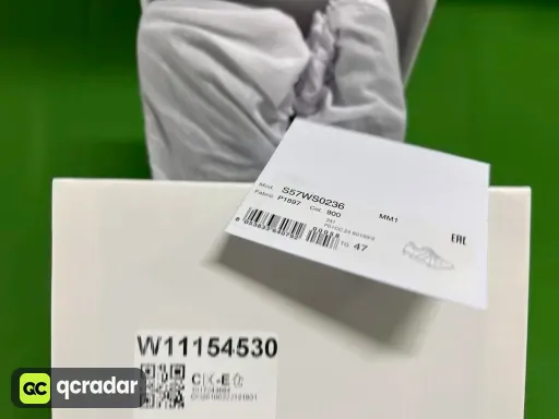 1897 900 纯黑