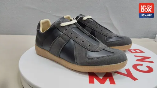 1895 T8013 Black Grey