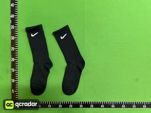 款式:a pair of black long
