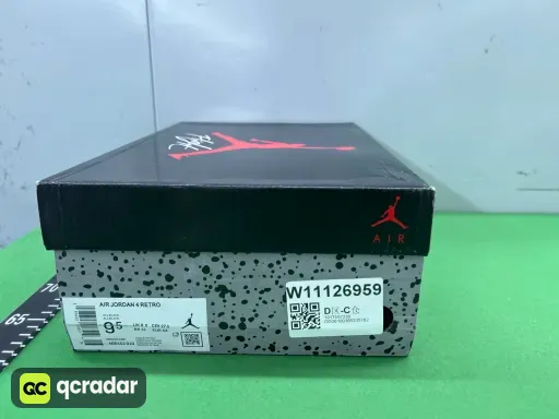 aj4-黑猫