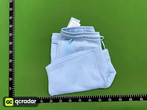 蓝色