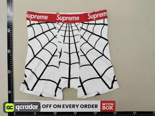 Spider Man White Size: L