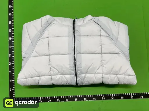 灰色